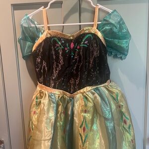FROZEN: ANNA DRESS : Disney Castle Collection
